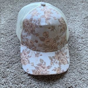 Final price $8 : Wild Fable Floral Trucker Hat